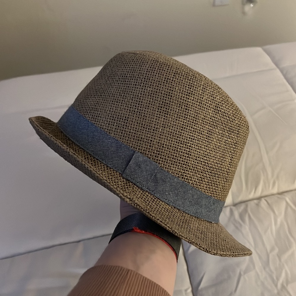 Old Navy Fedora Hat. (Unisex)